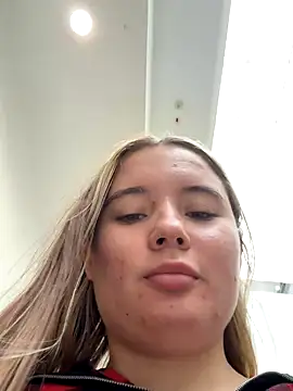 StephanieMur online show from September 2025 06:24:02 AM