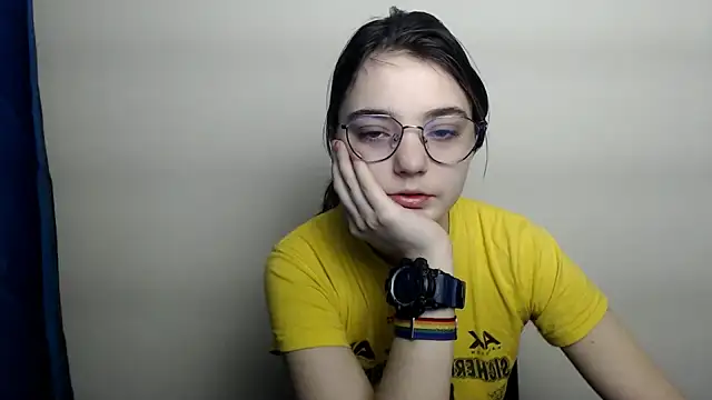 Sun Shine   online show from February 2026 06:47:02 PM