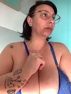 LupeLok online show from September 2025 06:09:02 PM