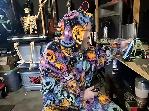 thejuicybacon online show from January 2026 05:04:02 PM