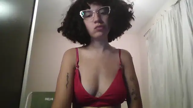 loliporomero online show from February 2026 02:00:01 AM