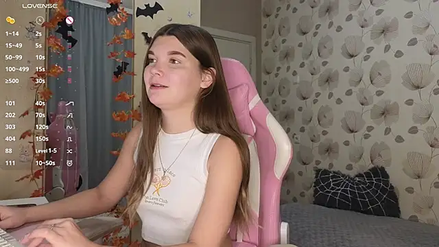  cute ice online show from October 2025 04:35:02 AM