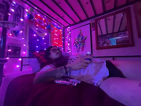 bigdickkane300 online show from May 2026 02:18:02 AM