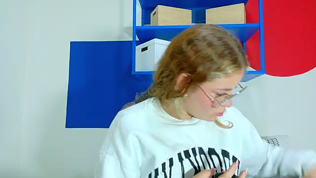 BelaMiller  online show from October 2025 11:54:01 AM