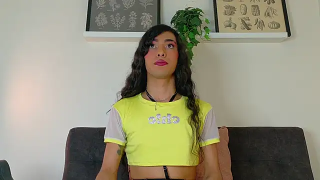 TiffValentinee  online show from February 2026 07:36:01 PM