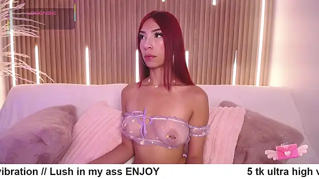 Snapshot of MylaDreams chatting on September 2025 03:19:02 AM MylaDreams online show from September 2025 03:19:02 AM