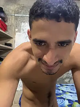 ikaro21 online show from February 2026 06:25:01 PM