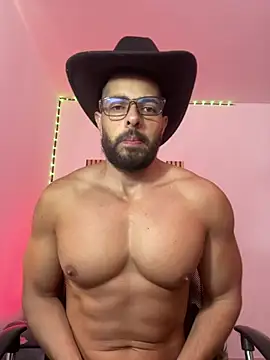 Snapshot of magnumchris chatting on May 2026 11:50:02 AM magnumchris online show from May 2026 11:50:02 AM