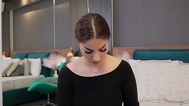 EmilyTrix online show from September 2025 05:01:02 AM