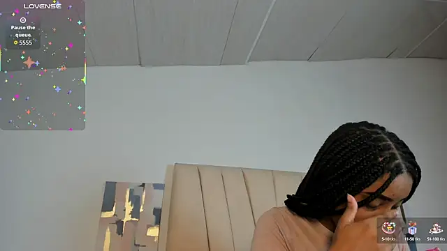 Snapshot of Sophia_Ebony chatting on October 2025 12:33:01 PM Sophia Ebony online show from October 2025 12:33:01 PM