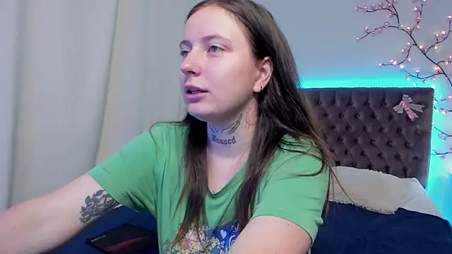 Snapshot of LilaVame chatting on September 2025 07:37:01 PM LilaVame online show from September 2025 07:37:01 PM