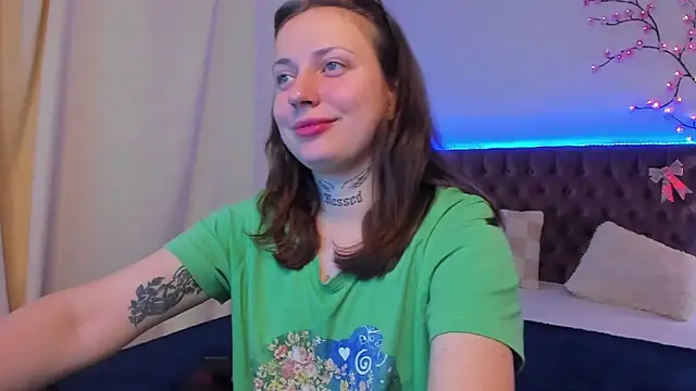 Snapshot of LilaVame chatting on October 2025 07:36:02 PM LilaVame online show from October 2025 07:36:02 PM