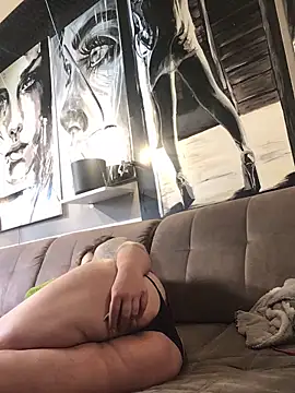 Ich-eben123 online show from October 2025 08:15:02 AM