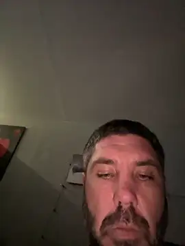 Snapshot of Maine8in chatting on October 2025 03:25:01 PM Maine8in online show from October 2025 03:25:01 PM