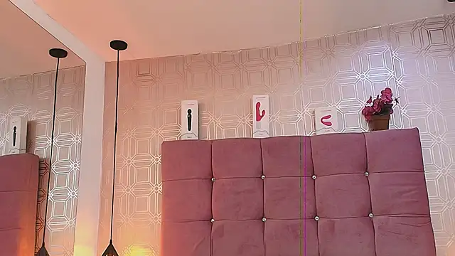 LexieBloom online show from October 2025 04:02:02 AM