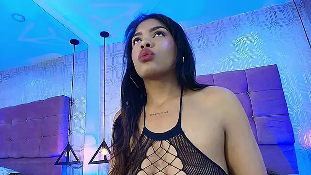 LexieBloom online show from November 2025 03:39:01 AM