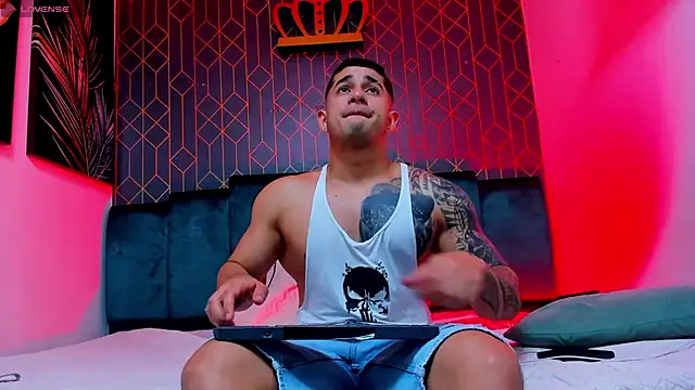 king falconer online show from September 2025 06:05:02 AM