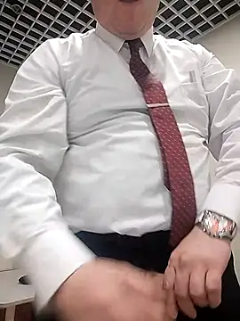 BigCristh79 online show from November 2025 05:29:01 AM