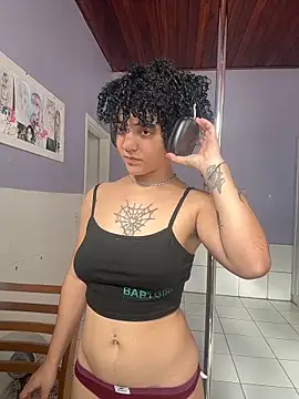 CamillyBlum online show from October 2025 07:25:01 PM