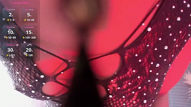 Snapshot of NathalyLeen chatting on November 2025 08:43:01 PM NathalyLeen online show from November 2025 08:43:01 PM