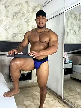 Travis lenox  online show from October 2025 02:50:02 AM