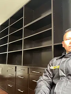 Manu0586 online show from September 2025 05:23:01 PM