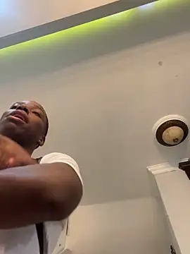 CharlesBrown  online show from November 2025 11:43:01 AM