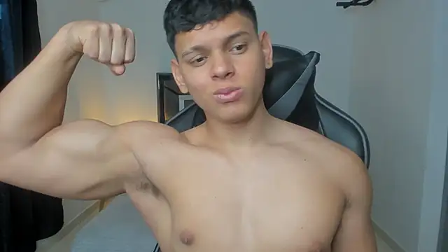 Snapshot of jett_carte chatting on November 2025 06:18:01 PM jett carte online show from November 2025 06:18:01 PM