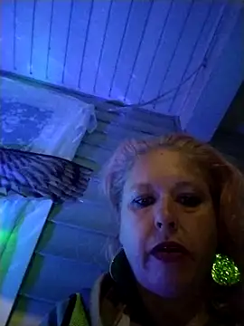 Snapshot of anonymity_awaits@xh chatting on September 2025 03:56:01 AM anonymity awaitsxh online show from September 2025 03:56:01 AM