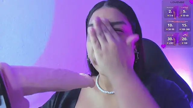 giselle upp online show from September 2025 12:32:02 AM