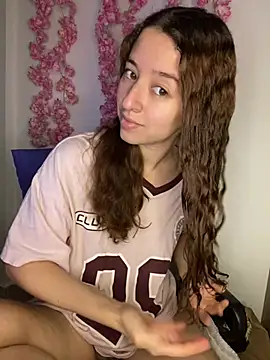 Snapshot of -rosi chatting on May 2026 01:14:02 AM -rosi online show from May 2026 01:14:02 AM