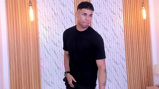 thomas walker0 online show from January 2026 05:27:02 PM