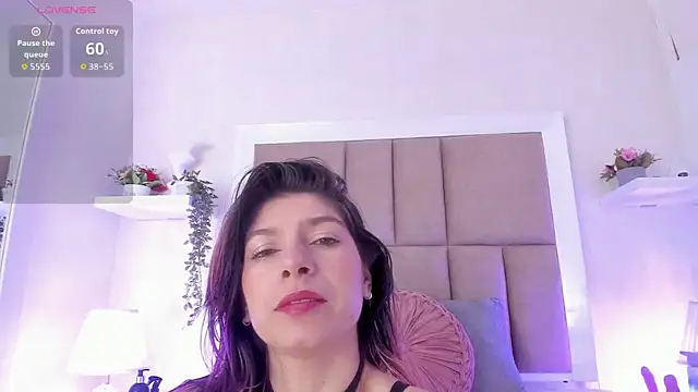 Alisson Owen online show from October 2025 03:23:02 AM