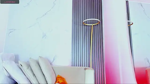 kiaratentation online show from January 2026 07:50:02 PM