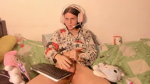 Petite-Goth online show from February 2026 10:36:02 AM