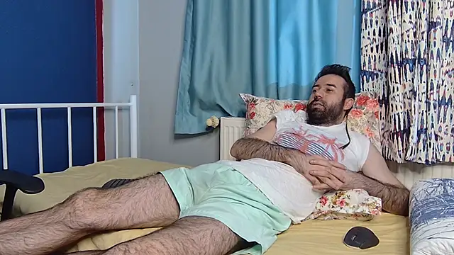 Snapshot of flydirty chatting on November 2025 10:39:02 AM flydirty online show from November 2025 10:39:02 AM