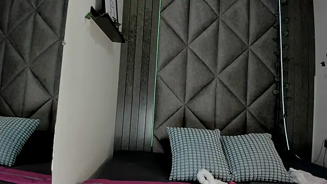 JenaCooper  online show from December 2025 07:54:02 PM