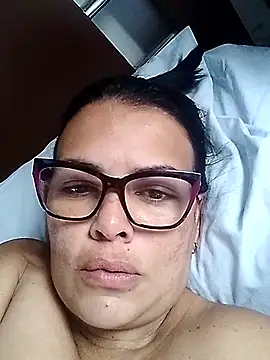 Snapshot of Oceanosexxx chatting on November 2025 07:32:02 PM Oceanosexxx online show from November 2025 07:32:02 PM