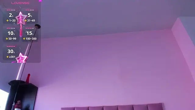 Snapshot of violet_myerrs chatting on September 2025 12:41:01 PM violet myerrs online show from September 2025 12:41:01 PM