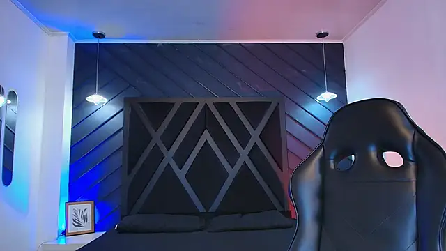 zoe martins  online show from March 2026 05:20:01 PM