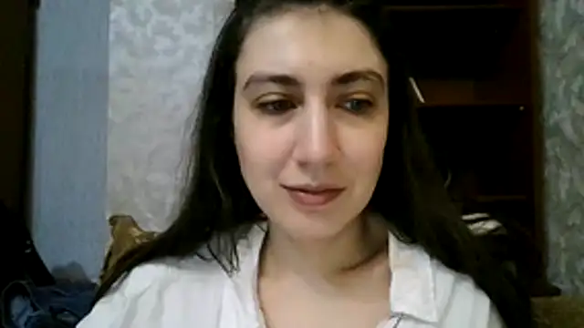 summerrrcat online show from October 2025 09:04:01 PM
