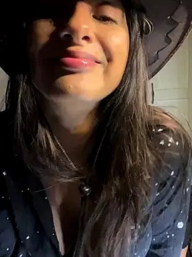 chicachocolate01 online show from October 2025 07:03:02 PM