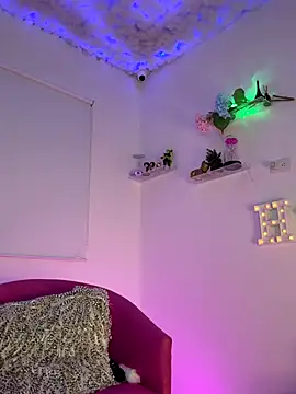 Helen Vidall online show from September 2025 03:40:01 AM