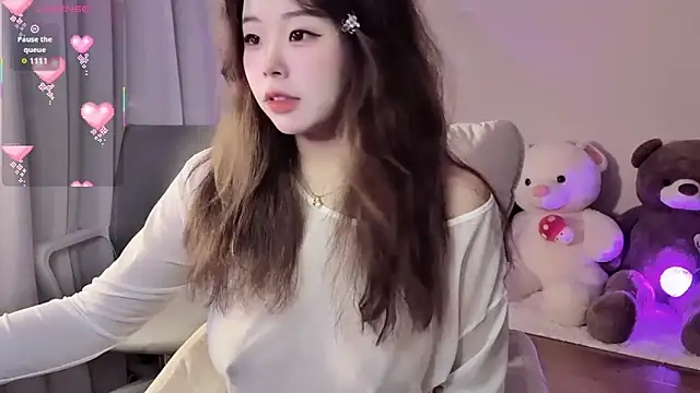 xiaotanbaby online show from December 2025 04:23:02 PM