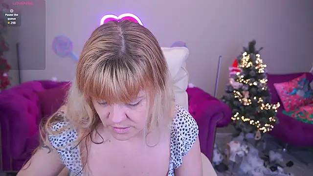 BellaLaPetit online show from January 2026 01:35:02 PM