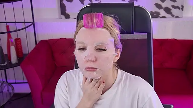 AuroraWrenfield online show from February 2026 04:33:02 AM