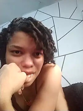 Snapshot of ChloeRaviss chatting on October 2025 09:59:01 PM ChloeRaviss online show from October 2025 09:59:01 PM