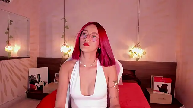 daphne courtis online show from September 2025 03:10:02 AM