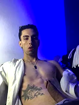 redmen69 online show from October 2025 04:07:01 AM