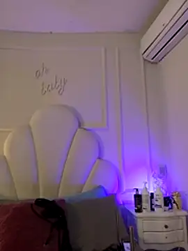 Snapshot of Kaylachannell chatting on March 2026 03:34:02 AM Kaylachannell online show from March 2026 03:34:02 AM